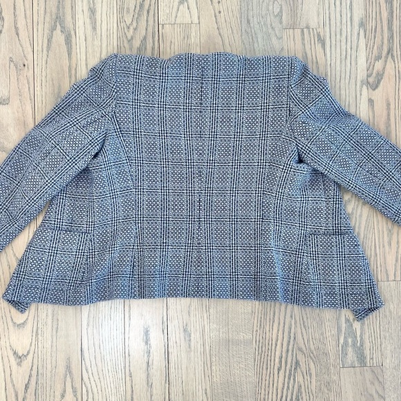 Kasper Vintage Women’s Wool Polyester Blend Blazer with Pockets Size 12 - Picture 9 of 14